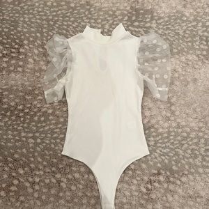 White Puff sleeve body suit